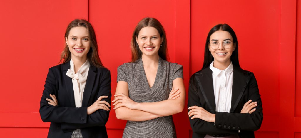 Aquí una lista de cinco mujeres exitosas que están triunfando en puestos directivos o como CEOs en importantes empresas internacionales. 